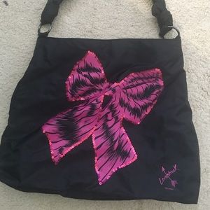 Vera Wang Lovestruck Black tote- EUC